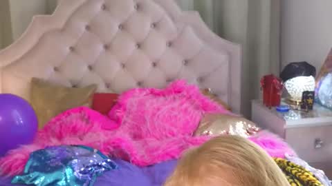 Alisa online show from November 12, 6:36 am