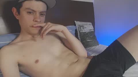 Snapshot of sr_bolaiinas chatting on September 27, 10:26 pm sr_bolaiinas online show from September 27, 10:26 pm