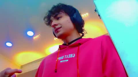 ethan online show from January 6, 1:37 pm