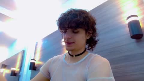 Snapshot of sr_bonnyethan chatting on March 13, 12:56 pm ethan online show from March 13, 12:56 pm