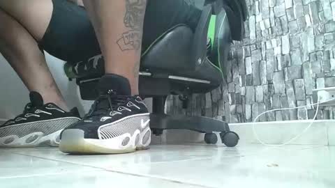 sr master cum its my old account online show from October 13, 12:21 am