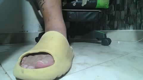 sr master cum its my old account online show from December 19, 8:10 am