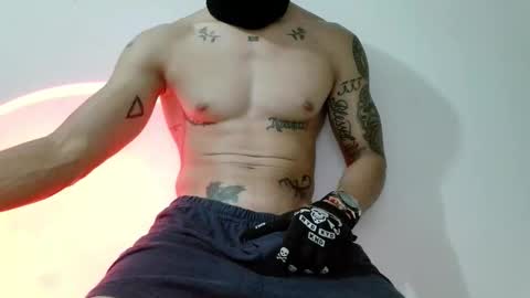 Snapshot of srghost333 chatting on March 24, 3:22 am srghost333 online show from March 24, 3:22 am