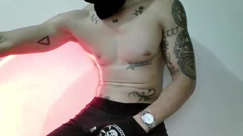 Snapshot of srghost333 chatting on March 26, 3:12 am srghost333 online show from March 26, 3:12 am