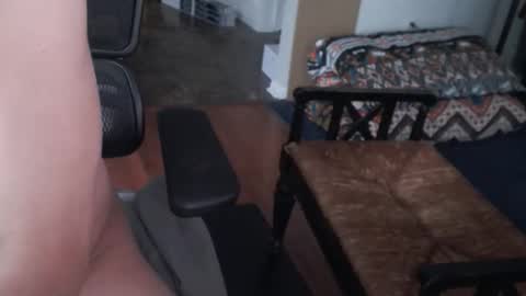 Snapshot of sroberts2269 chatting on January 14, 6:57 pm sroberts2269 online show from January 14, 6:57 pm