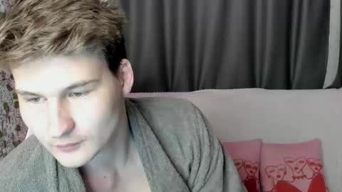 Snapshot of srygafon chatting on October 16, 5:03 pm MARCUS online show from October 16, 5:03 pm