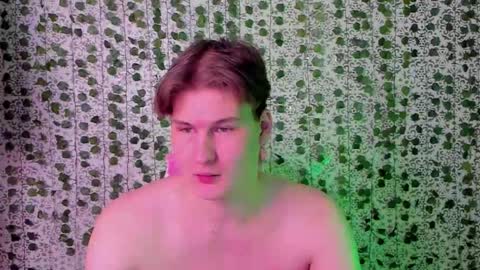 Snapshot of srygafon chatting on February 4, 5:19 pm MARCUS online show from February 4, 5:19 pm