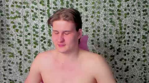 Snapshot of srygafon chatting on February 7, 4:27 am MARCUS online show from February 7, 4:27 am