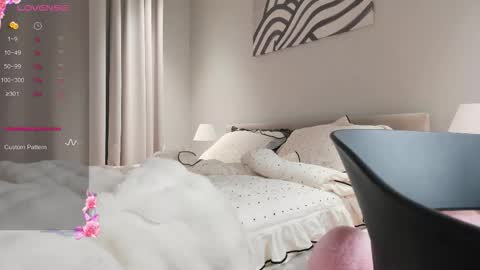 Alexandra online show from November 23, 8:08 pm