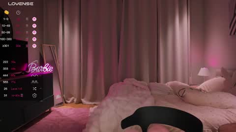 Alexandra online show from May 9, 7:19 pm