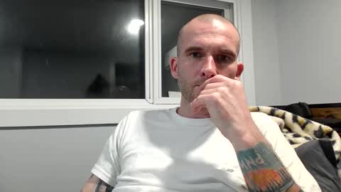 Snapshot of sscccooottt chatting on February 13, 7:15 am sscccooottt online show from February 13, 7:15 am