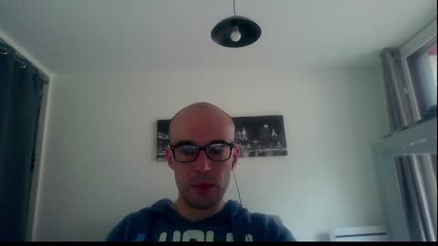 ssenzo online show from February 13, 7:45 am
