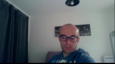 ssenzo online show from February 23, 4:46 pm