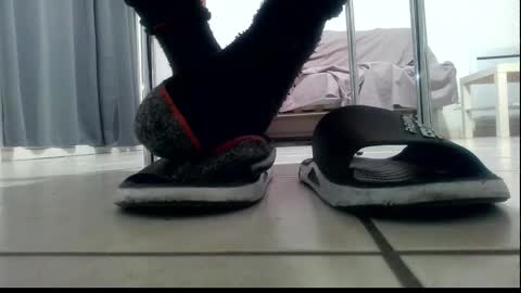 ssenzo online show from February 12, 8:48 pm