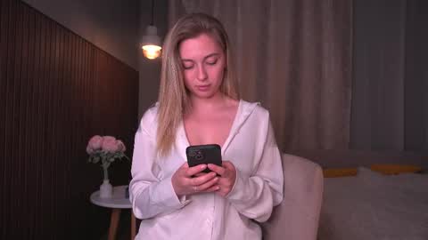 Kate online show from September 13, 7:13 pm