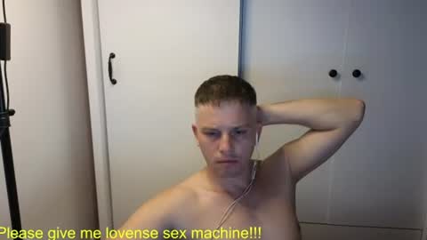 st1vemaster01 online show from July 11, 2:20 pm