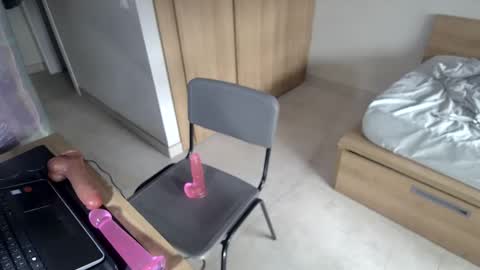 Snapshot of st_amor chatting on December 30, 10:21 am St Amor online show from December 30, 10:21 am