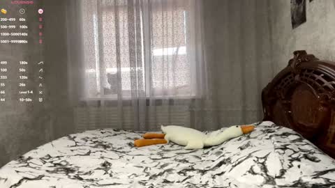 Emily online show from November 21, 11:09 am