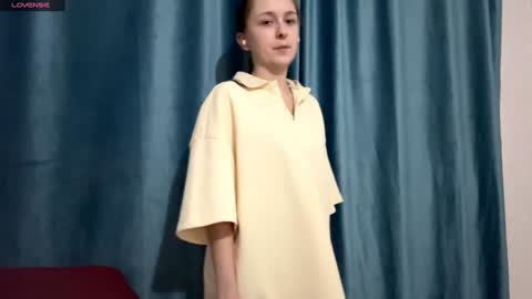 Emily online show from February 4, 6:36 pm