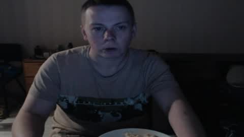 Snapshot of st_rudy chatting on April 6, 11:49 pm Joe Peach online show from April 6, 11:49 pm