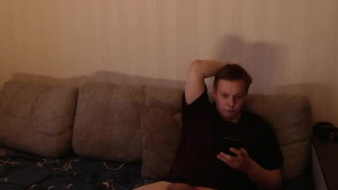 Snapshot of st_rudy chatting on May 15, 6:04 pm Joe Peach online show from May 15, 6:04 pm