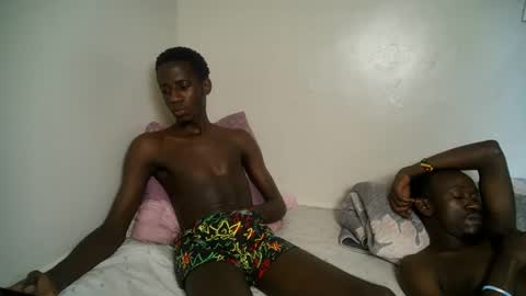 staarboyz online show from February 1, 6:54 am