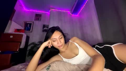 Snapshot of stacey_cravings chatting on May 12, 2:41 am stacey_cravings online show from May 12, 2:41 am