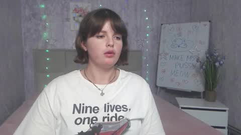 Snapshot of staceylex chatting on September 23, 8:50 am Stacey online show from September 23, 8:50 am