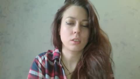 staceywellsx online show from April 3, 8:01 am