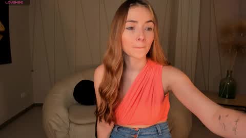 Snapshot of staceywood_ chatting on March 4, 1:38 pm Stacy Woods online show from March 4, 1:38 pm