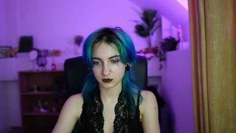 Snapshot of stacy__x3 chatting on April 17, 8:17 am stacy x3 online show from April 17, 8:17 am