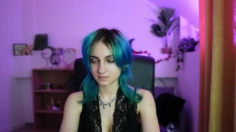 Snapshot of stacy__x3 chatting on May 4, 1:18 pm stacy x3 online show from May 4, 1:18 pm