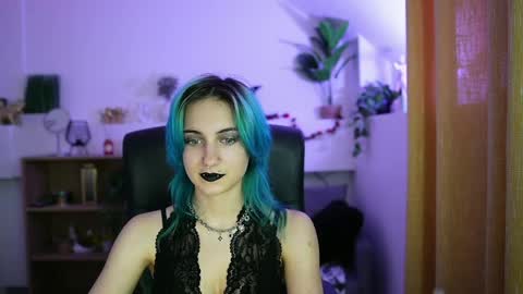 Snapshot of stacy__x3 chatting on May 13, 1:30 pm stacy x3 online show from May 13, 1:30 pm