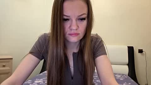 stacy_charm_ online show from April 21, 5:28 pm