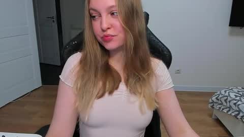 Stacy  online show from May 17, 6:48 pm