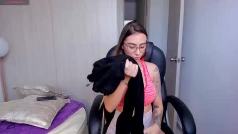 Stacy Conner online show from September 23, 6:55 pm