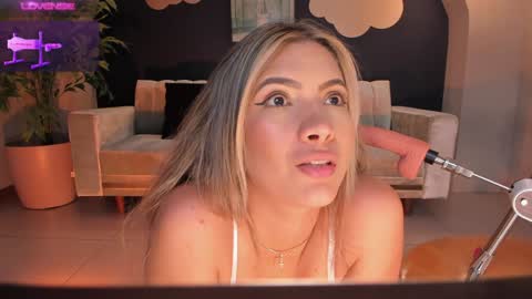 Im Stacy online show from January 16, 4:07 pm