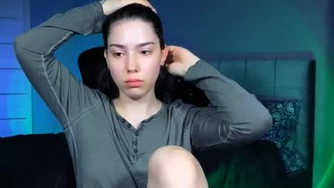 Snapshot of stacygonzales_ chatting on April 19, 9:52 am Bye bye dear See you on December 3st online show from April 19, 9:52 am