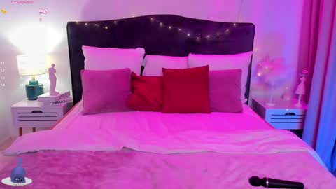 Stacy online show from December 6, 12:27 pm