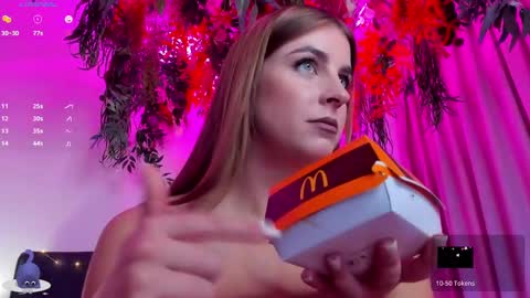 Stacy online show from December 28, 9:42 am