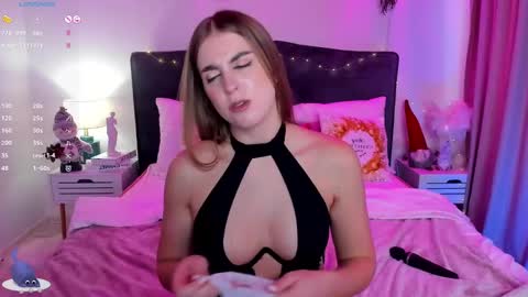 Stacy online show from January 9, 12:30 pm