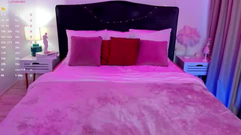 Stacy online show from November 1, 6:15 am