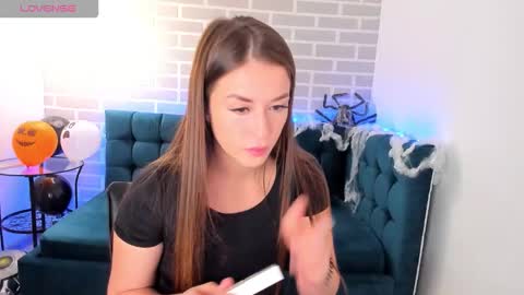 Stacy online show from October 29, 1:30 am