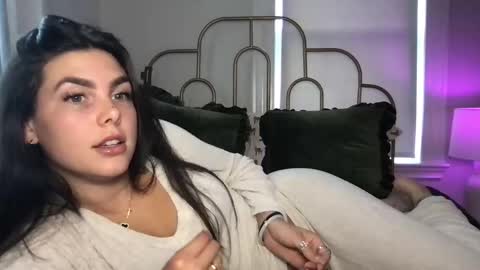 Stacy online show from September 25, 5:16 pm