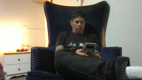 Snapshot of stalion7760419443 chatting on January 19, 2:15 am stalion7760419443 online show from January 19, 2:15 am