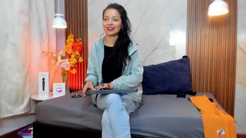 Snapshot of stangela_rivera chatting on April 29, 12:20 pm Angel Rivera online show from April 29, 12:20 pm