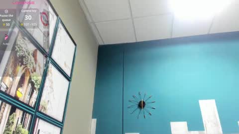 Snapshot of stanlycupper333 chatting on January 12, 1:05 pm Stanly online show from January 12, 1:05 pm