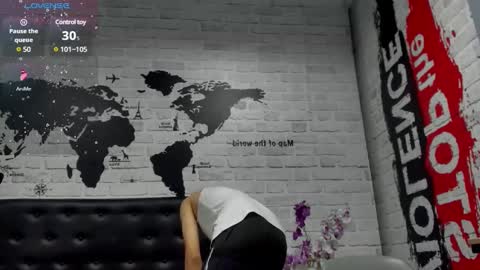 Snapshot of stanlycupper333 chatting on January 19, 1:22 pm Stanly online show from January 19, 1:22 pm