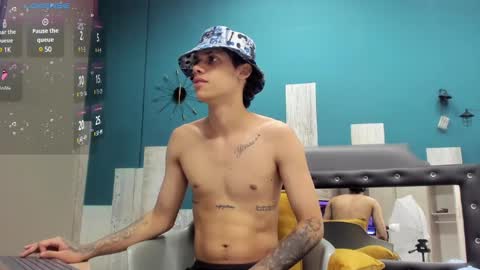 Snapshot of stanlycupper333 chatting on January 27, 12:05 pm Stanly online show from January 27, 12:05 pm