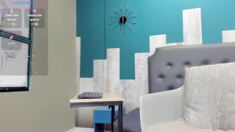 Snapshot of stanlycupper333 chatting on February 13, 1:40 am Stanly online show from February 13, 1:40 am